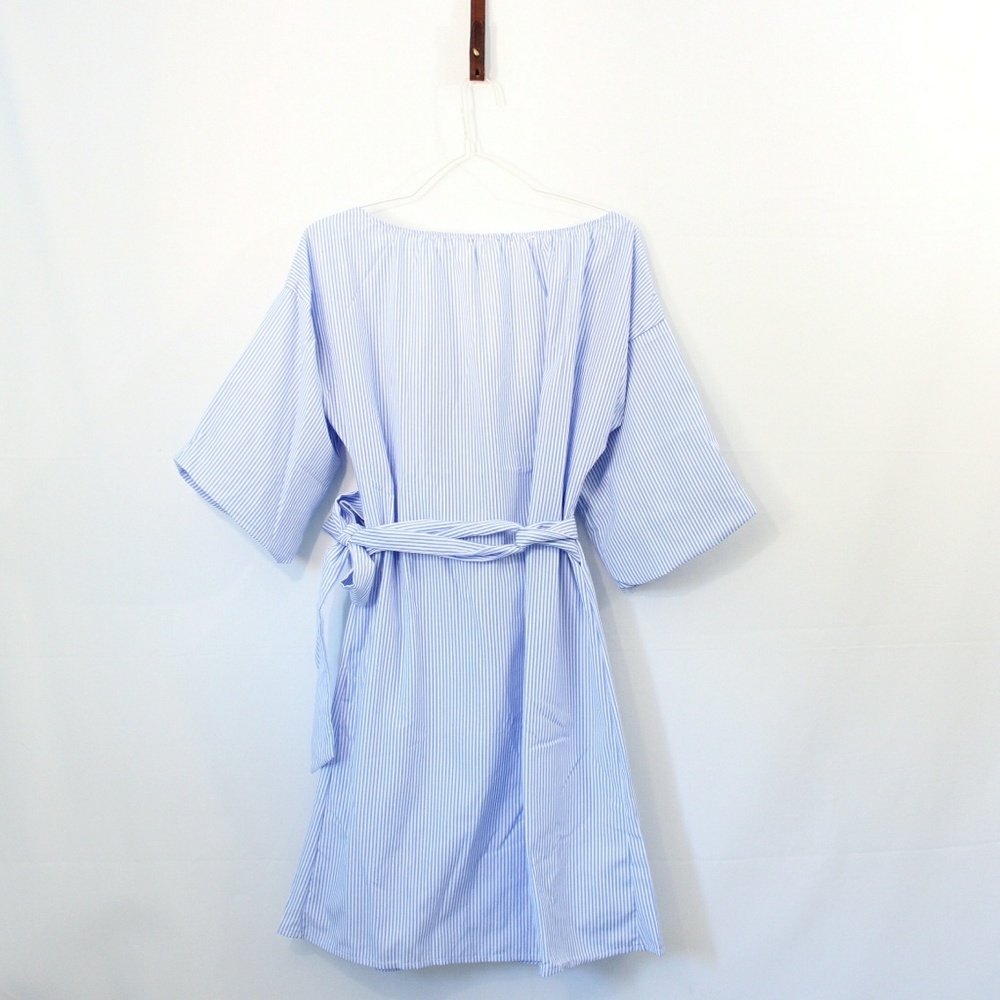 Venice Wrap Dress in Stripes - Picture 3 of 6